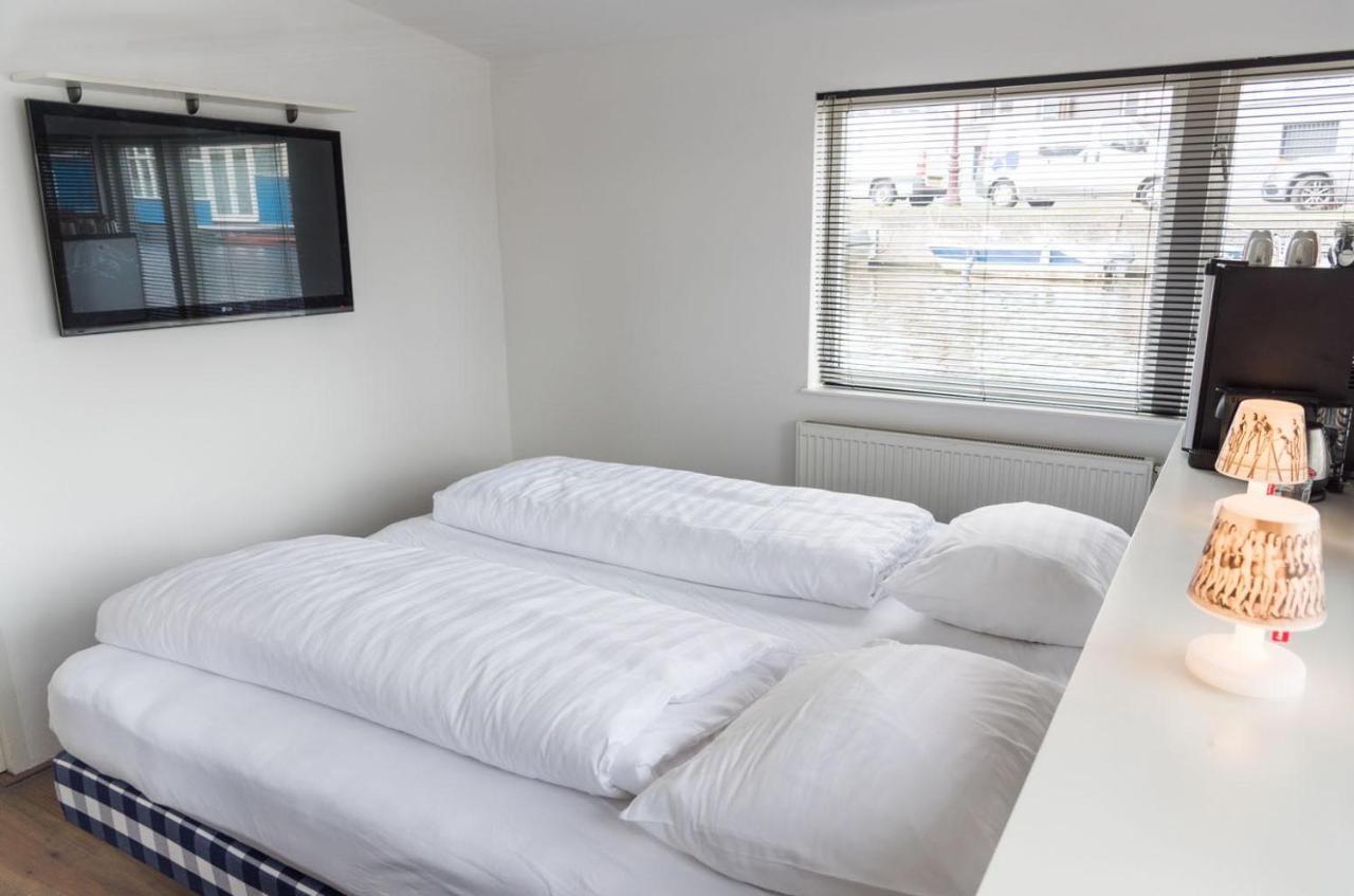 Bed and Breakfast Houseboat Next To Amstel Amsterdam Zewnętrze zdjęcie